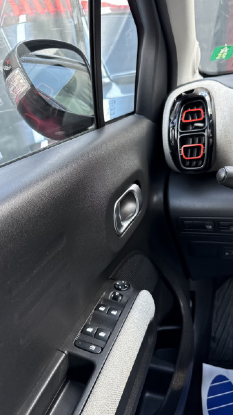 Photo 14 de l'offre de CITROEN C3 AIRCROSS PURETECH 110CH S&S SHINE à 7990€ chez Cerran Automobile