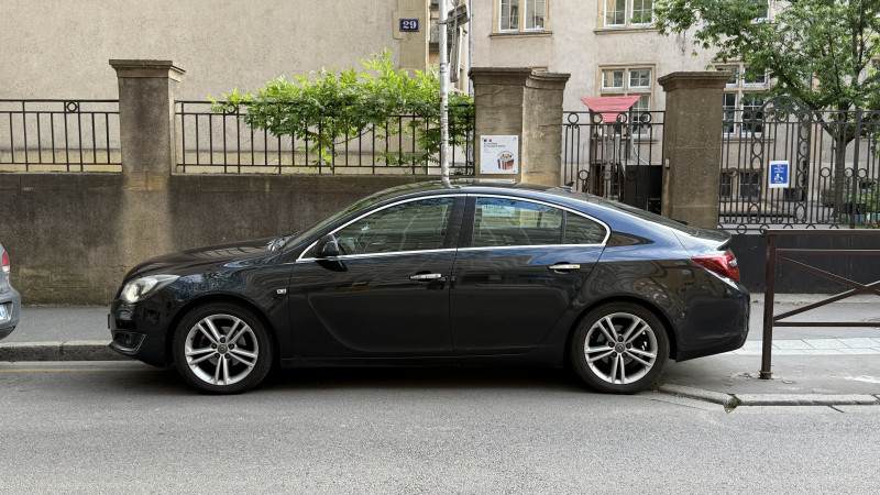 Photo 3 de l'offre de OPEL INSIGNIA 2.0 CDTI ECOFLEX 140CH COSMO START&STOP 5P à 7990€ chez Cerran Automobile