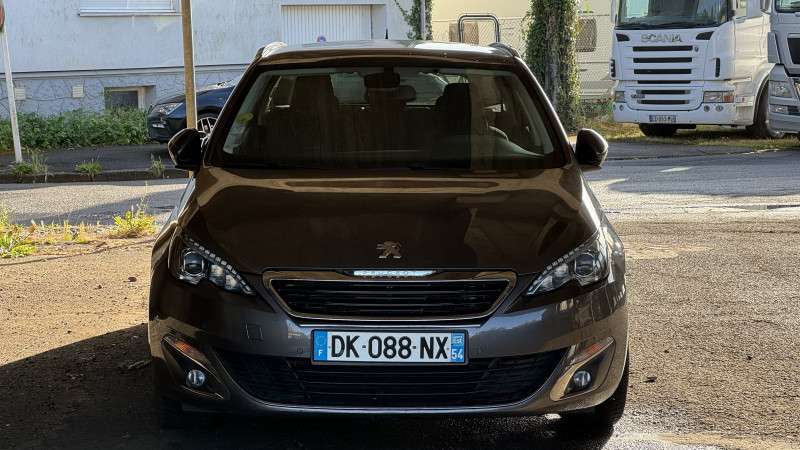 Photo 9 de l'offre de PEUGEOT 308 SW 1.6 BLUEHDI FAP 120CH ALLURE à 7990€ chez Cerran Automobile
