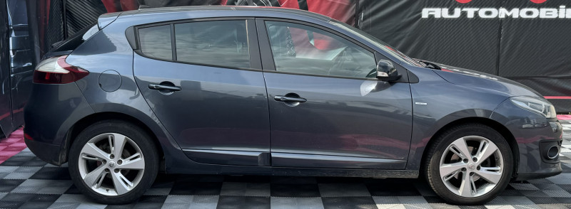 Photo 4 de l'offre de RENAULT MEGANE III 1.5 DCI 110CH ENERGY LIMITED ECOÂ² 2015 à 7490€ chez Cerran Automobile
