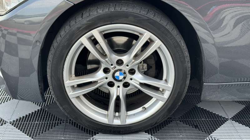 Photo 34 de l'offre de BMW SERIE 3 (F30) 320DA 184CH M SPORT à 11990€ chez Cerran Automobile