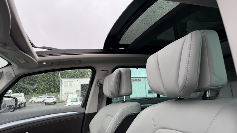 Photo 13 de l'offre de RENAULT ESPACE V 1.8 TCE 225CH ENERGY INITIALE PARIS EDC à 17990€ chez Cerran Automobile