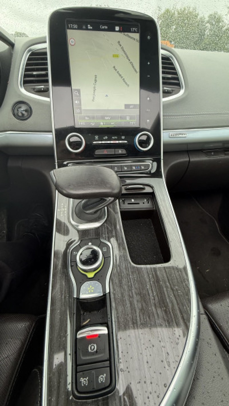Photo 15 de l'offre de RENAULT ESPACE V 1.8 TCE 225CH ENERGY INITIALE PARIS EDC à 17990€ chez Cerran Automobile