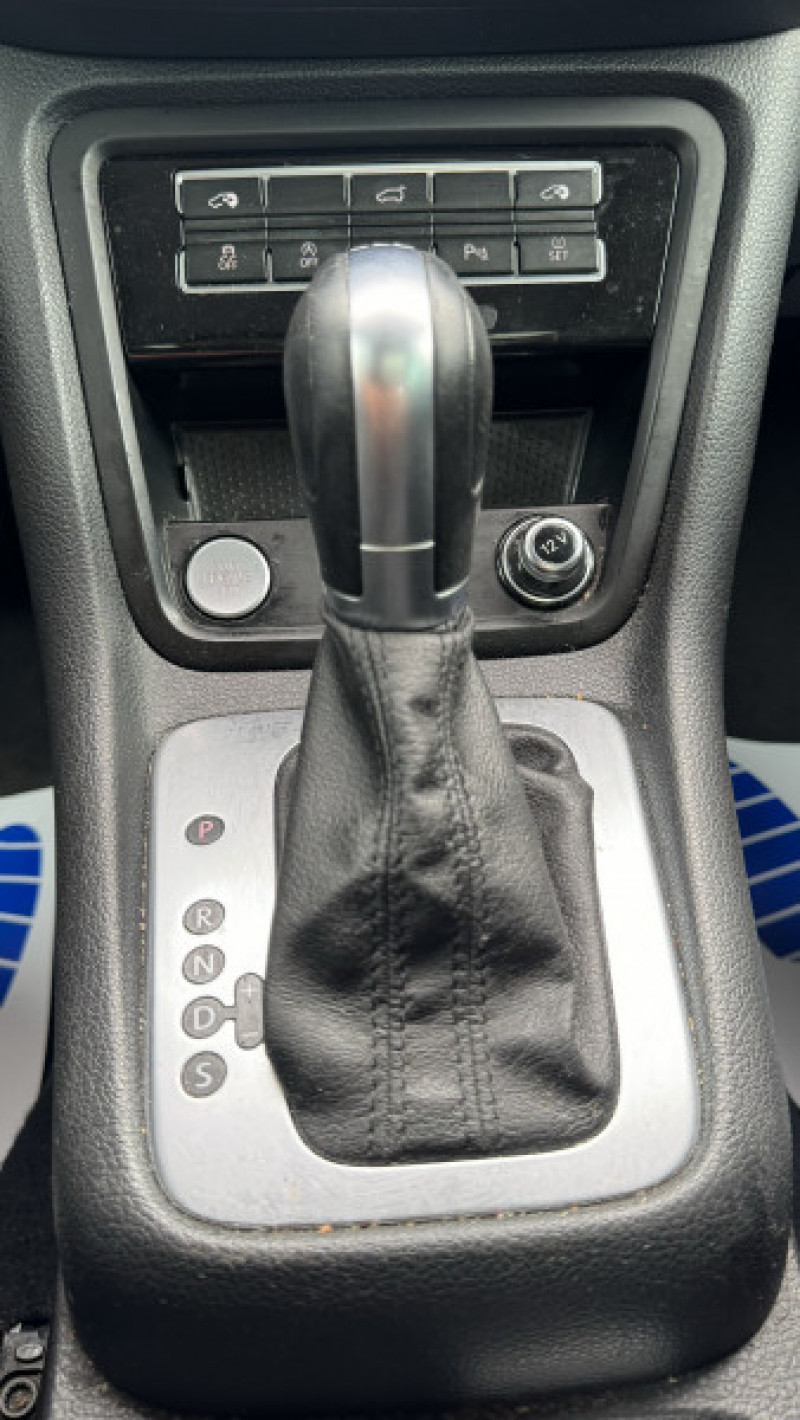Photo 14 de l'offre de VOLKSWAGEN SHARAN 2.0 TDI 150CH BLUEMOTION TECHNOLOGY CARAT DSG6 à 19990€ chez Cerran Automobile
