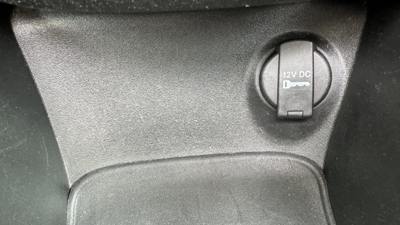 Photo 27 de l'offre de FIAT 500X 1.4 MULTIAIR 16V 140CH COLLEZIONE DCT à 11990€ chez Cerran Automobile