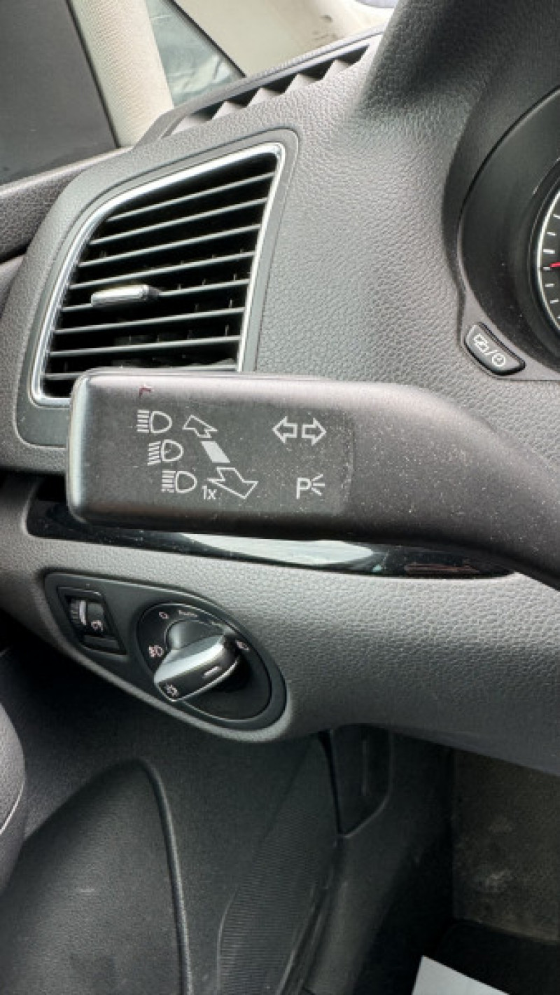 Photo 19 de l'offre de VOLKSWAGEN SHARAN 2.0 TDI 150CH BLUEMOTION TECHNOLOGY CARAT DSG6 à 19990€ chez Cerran Automobile