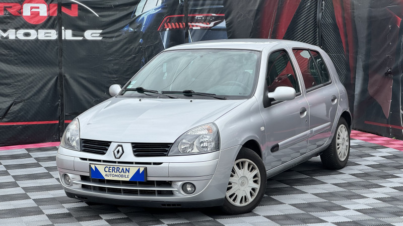 Photo 35 de l'offre de RENAULT CLIO II 1.5 DCI 65CH CAMPUS 5P à 3990€ chez Cerran Automobile