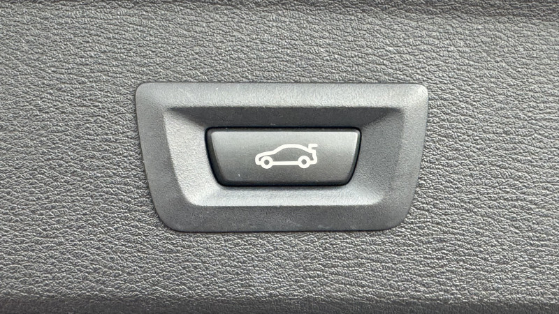 Photo 21 de l'offre de BMW X1 (F48) SDRIVE18D 150CH LOUNGE à 19990€ chez Cerran Automobile