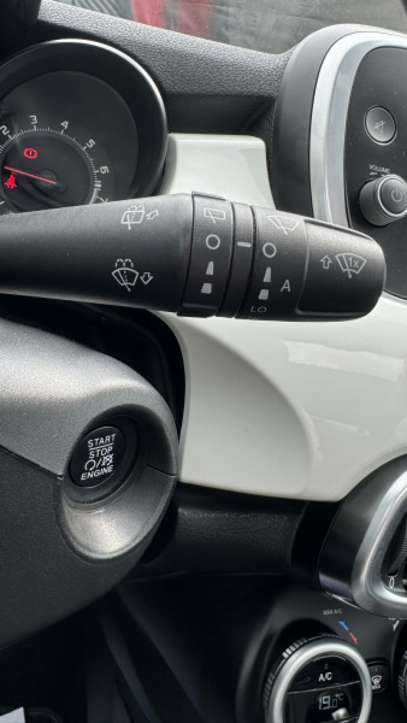 Photo 30 de l'offre de FIAT 500X 1.4 MULTIAIR 16V 140CH COLLEZIONE DCT à 11990€ chez Cerran Automobile