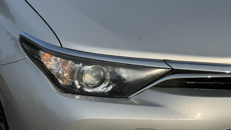 Photo 34 de l'offre de TOYOTA AURIS 1.2 TURBO 116CH TECHNOLINE à 11990€ chez Cerran Automobile