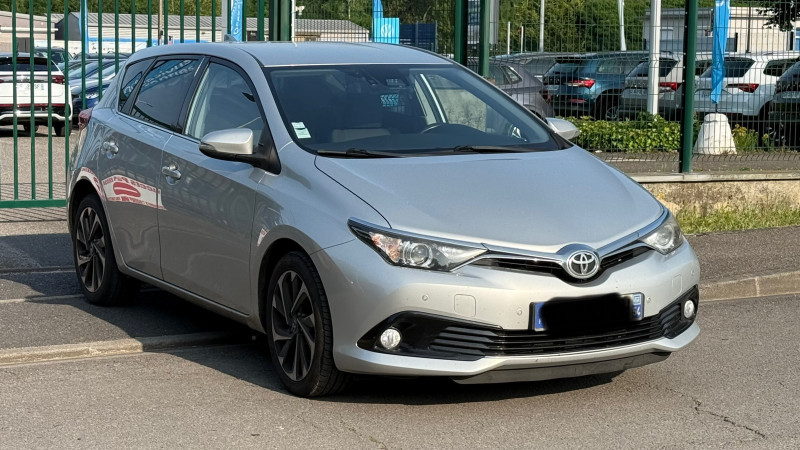Photo 2 de l'offre de TOYOTA AURIS 1.2 TURBO 116CH TECHNOLINE à 11990€ chez Cerran Automobile