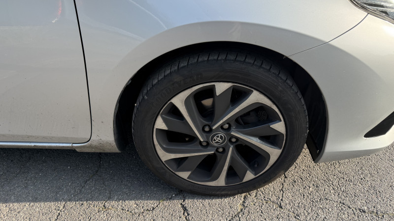 Photo 38 de l'offre de TOYOTA AURIS 1.2 TURBO 116CH TECHNOLINE à 11990€ chez Cerran Automobile