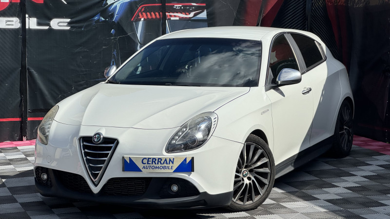 Photo 41 de l'offre de ALFA ROMEO GIULIETTA 1.6 JTDM DISTINCTIVE STOP&START à 5990€ chez Cerran Automobile