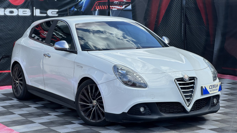 Photo 2 de l'offre de ALFA ROMEO GIULIETTA 1.6 JTDM DISTINCTIVE STOP&START à 5990€ chez Cerran Automobile