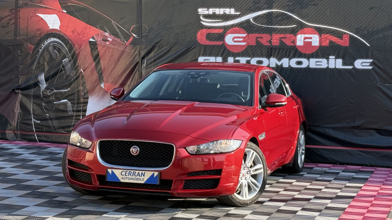 Jaguar XE 2.0 240CH PURE BVA8 Essence ROUGE Occasion à vendre