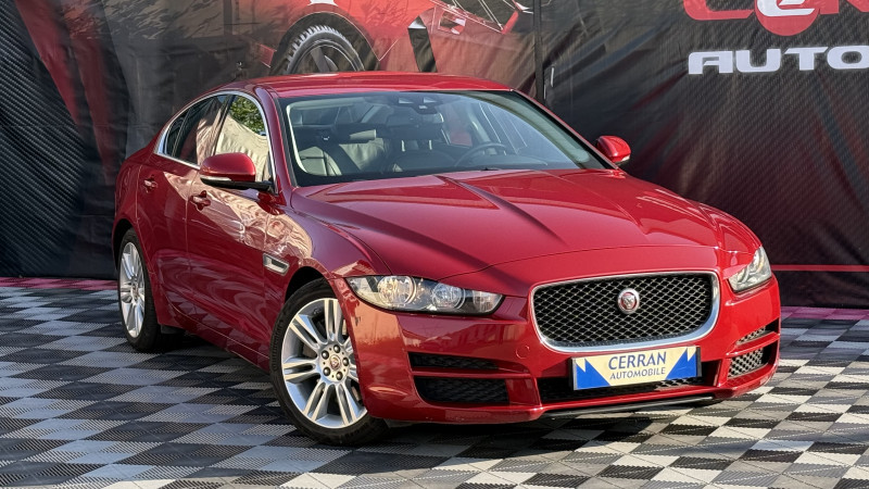 Photo 44 de l'offre de JAGUAR XE 2.0 240CH PURE BVA8 à 17990€ chez Cerran Automobile