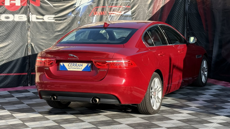 Photo 9 de l'offre de JAGUAR XE 2.0 240CH PURE BVA8 à 17990€ chez Cerran Automobile