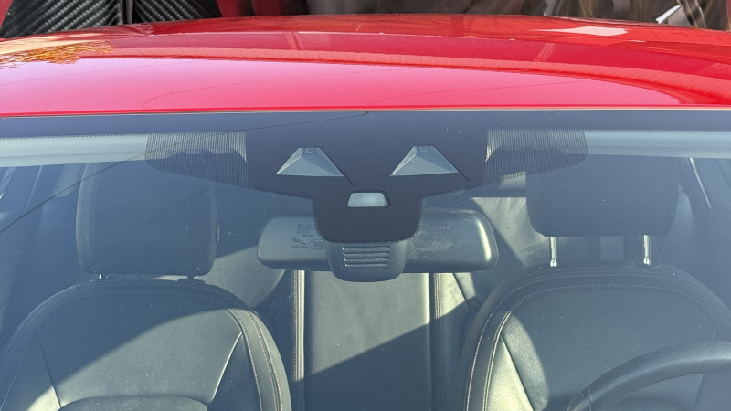 Photo 38 de l'offre de JAGUAR XE 2.0 240CH PURE BVA8 à 17990€ chez Cerran Automobile