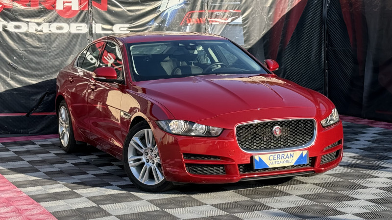 Photo 2 de l'offre de JAGUAR XE 2.0 240CH PURE BVA8 à 17990€ chez Cerran Automobile
