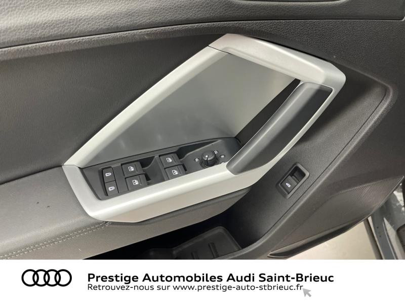 Photo 10 de l'offre de AUDI Q3 35 TDI 150ch Business line quattro S tronic 7 à 42990€ chez Prestige Automobiles – Audi St Brieuc