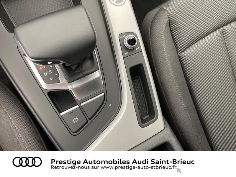 Photo 21 de l'offre de AUDI A4 Avant 40 TDI 204ch Business line S tronic 7 à 36900€ chez Prestige Automobiles – Audi St Brieuc