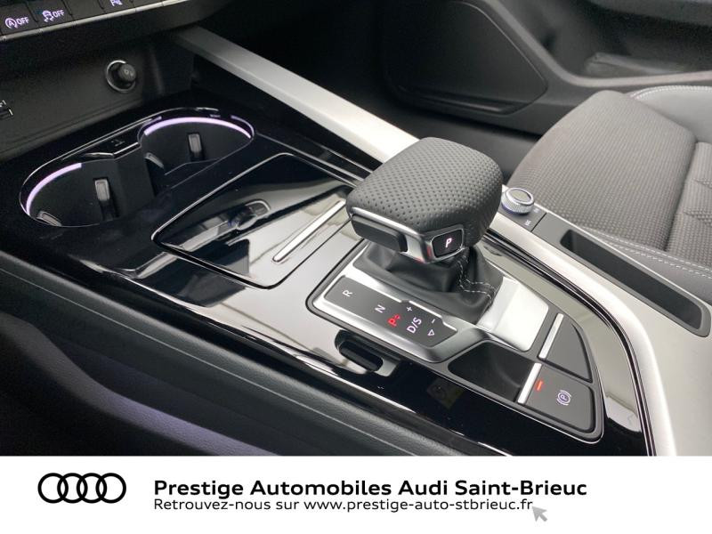 Photo 16 de l'offre de AUDI A4 Avant 35 TDI 163ch S line S tronic 7 9cv à 52490€ chez Prestige Automobiles – Audi St Brieuc