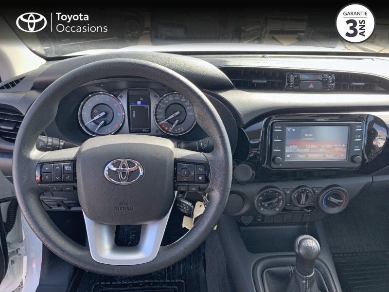 Photo 9 de l'offre de TOYOTA Hilux 2.4 D-4D Simple Cabine LeCap 2WD RC21 à 37980€ chez Toyota Professionnal Brest