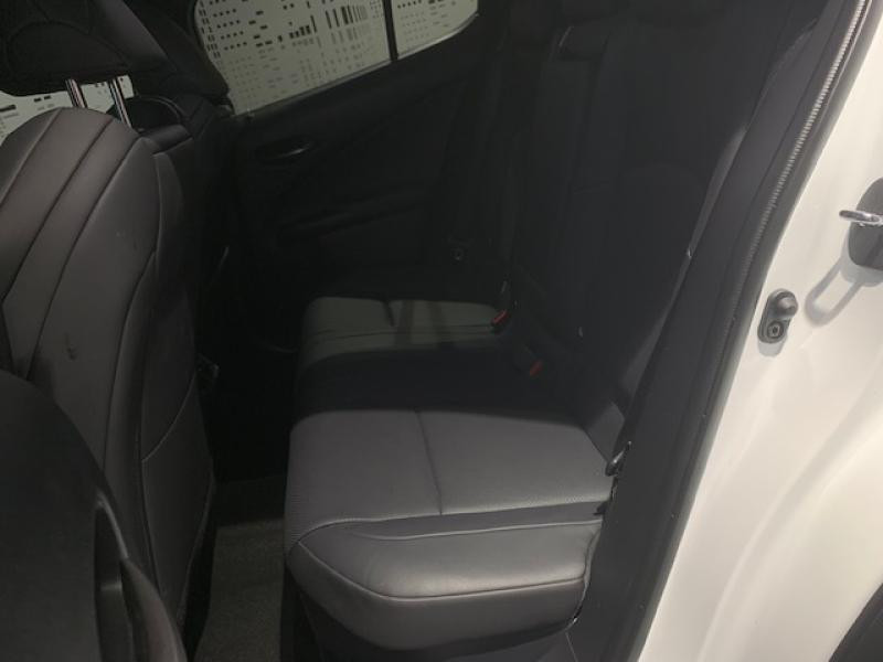 Photo 15 de l'offre de LEXUS UX 250h 2WD F SPORT Executive à 33700€ chez Audace automobiles - Lexus Lorient