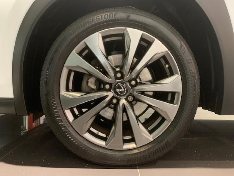 Photo 9 de l'offre de LEXUS UX 250h 2WD F SPORT Executive à 33700€ chez Audace automobiles - Lexus Lorient