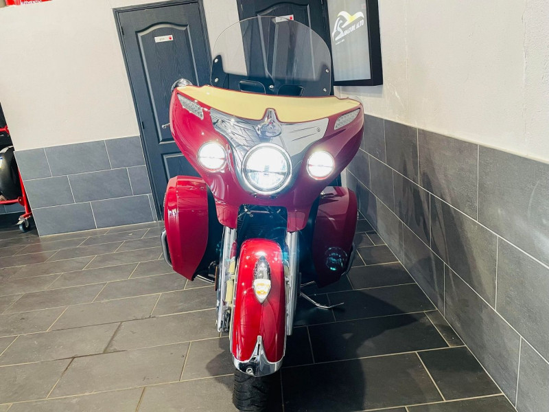 Photo 5 de l'offre de INDIAN ROADMASTER ROADMASTER 1811 BI-COLORE 2016 à 17990€ chez Signature auto