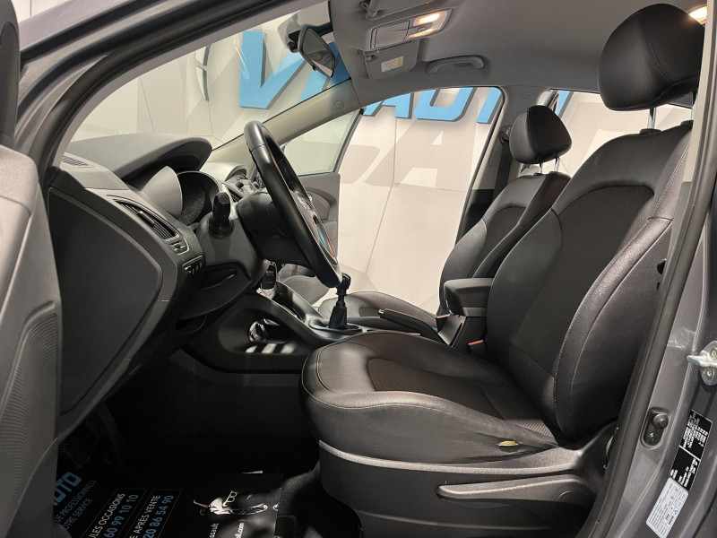 Photo 7 de l'offre de HYUNDAI ix35  1.7 CRDi 115 2WD Blue Drive Pack Inventive à 12490€ chez VL Auto
