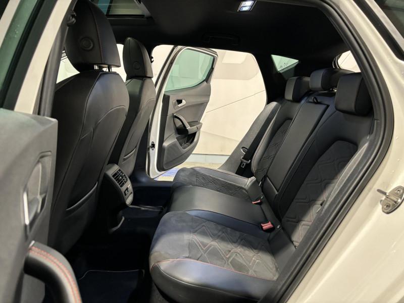 Photo 7 de l'offre de SEAT LEON e-Hybrid 204 ch DSG6 FR + Toit Ouvrant à 23990€ chez VL Auto