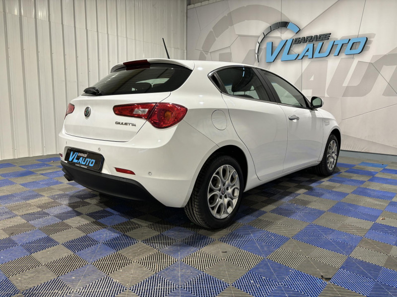 Photo 5 de l'offre de ALFA ROMEO GIULIETTA 1.4 TJet 120 ch S&S Super à 12990€ chez VL Auto