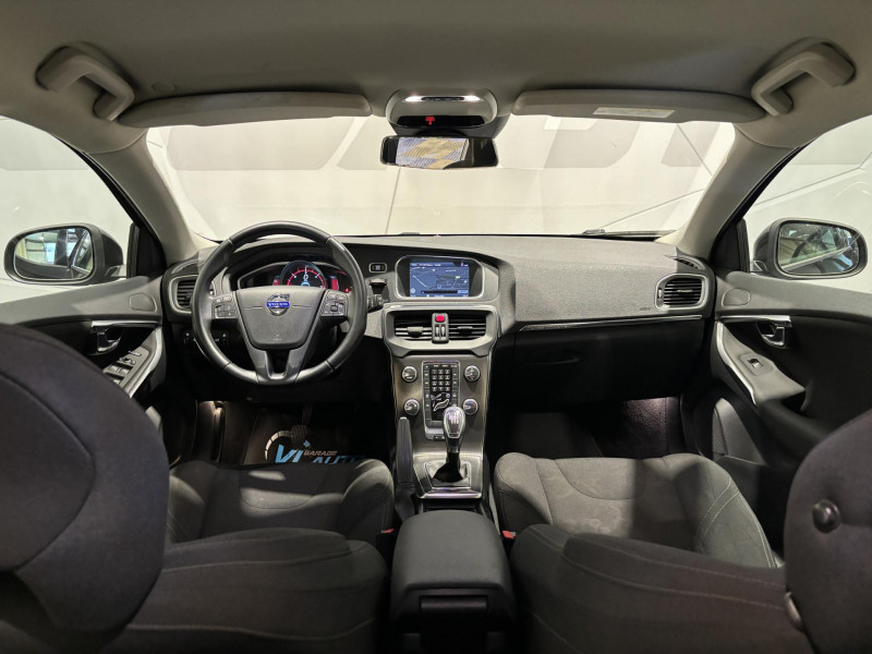 Photo 6 de l'offre de VOLVO V40 CROSS COUNTRY D2 115 Momentum à 12490€ chez VL Auto