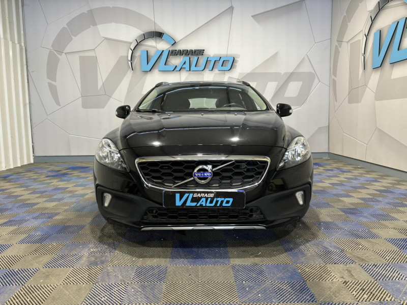 Photo 2 de l'offre de VOLVO V40 CROSS COUNTRY D2 115 Momentum à 12490€ chez VL Auto