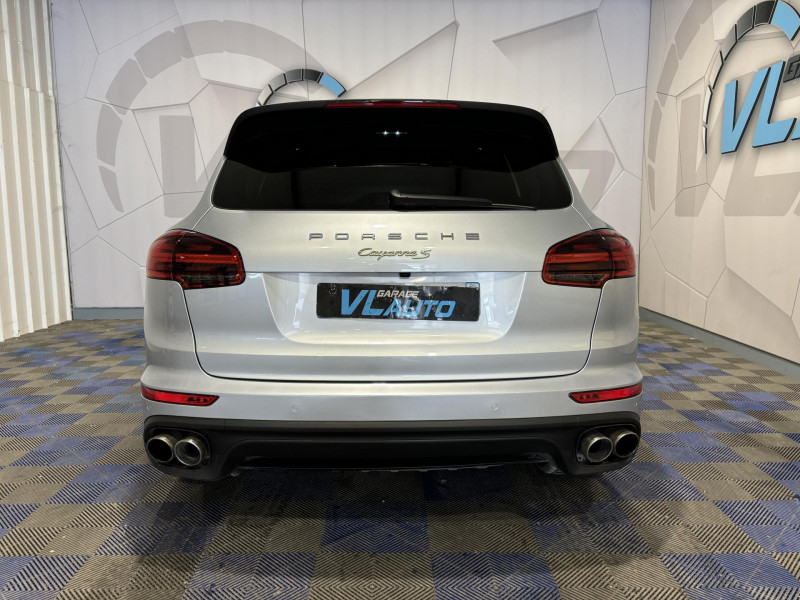 Photo 4 de l'offre de PORSCHE CAYENNE S E-Hybrid V6 416  Tiptronic  + Toit Ouvrant Panoramique + Options à 32990€ chez VL Auto