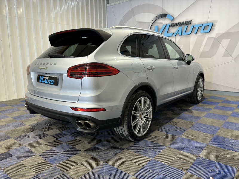 Photo 3 de l'offre de PORSCHE CAYENNE S E-Hybrid V6 416  Tiptronic  + Toit Ouvrant Panoramique + Options à 32990€ chez VL Auto