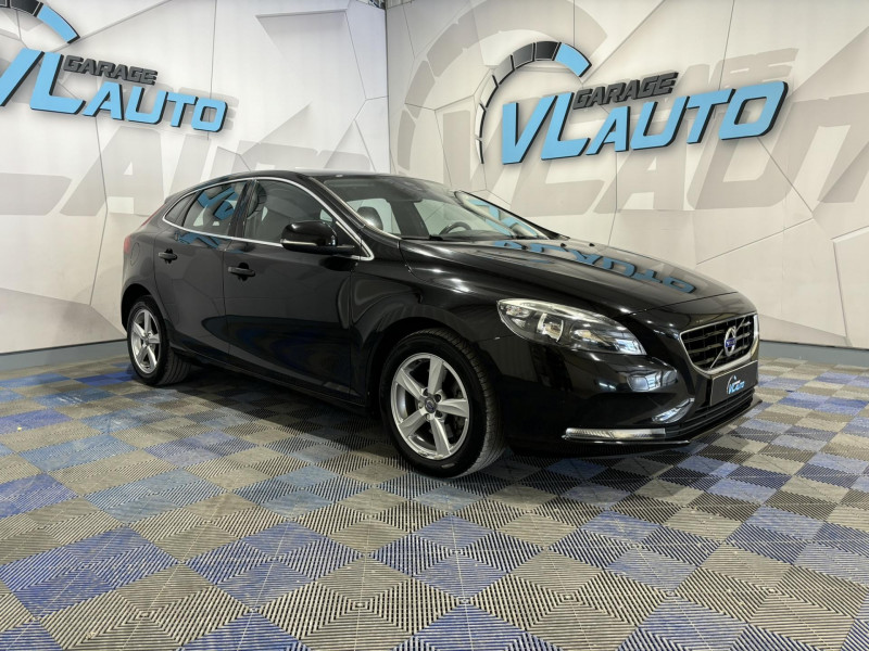 Photo 1 de l'offre de VOLVO V40 D2 120 Momentum Business à 13490€ chez VL Auto