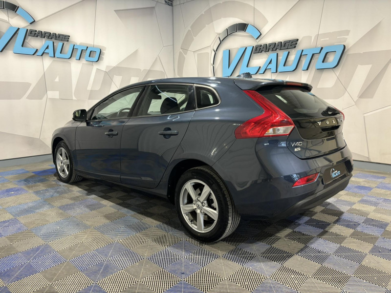 Photo 3 de l'offre de VOLVO V40  T2 122 Kinetic + OPTIONS à 12990€ chez VL Auto