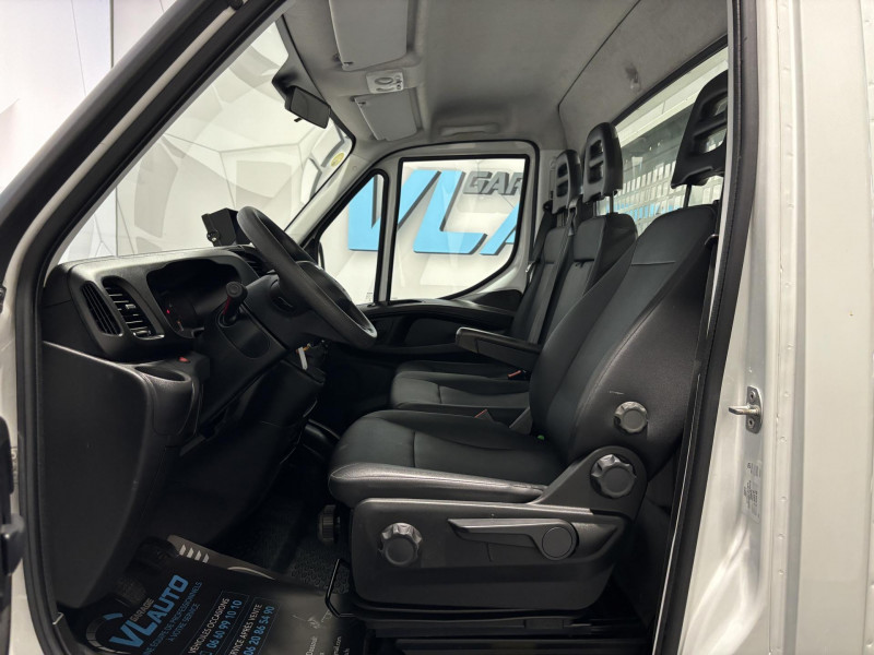 Photo 6 de l'offre de IVECO DAILY CHASSIS CAB Benne Alu 35 C 14 EMP 3450  BVM6 à 27075€ chez VL Auto