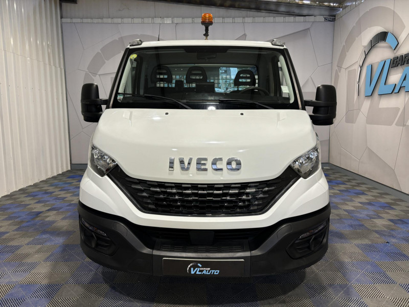 Photo 2 de l'offre de IVECO DAILY CHASSIS CAB Benne Alu 35 C 14 EMP 3450  BVM6 à 27075€ chez VL Auto