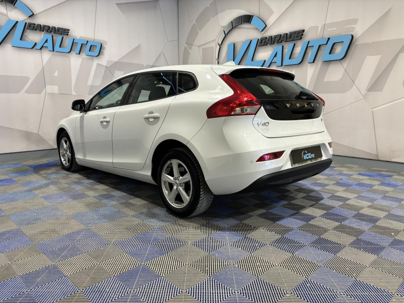 Photo 3 de l'offre de VOLVO V40  D2 120 Momentum à 12990€ chez VL Auto