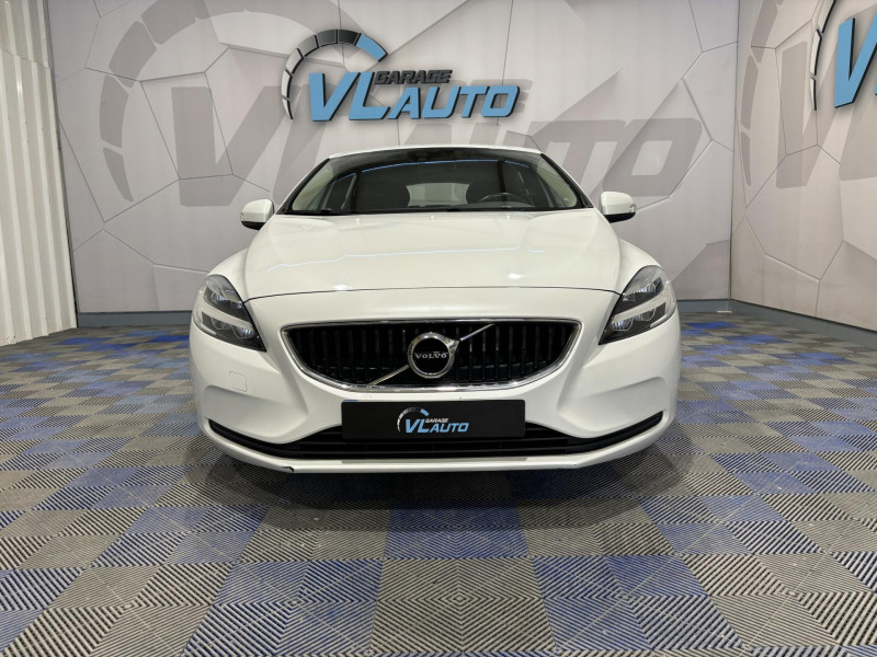 Photo 2 de l'offre de VOLVO V40  D2 120 Momentum à 12990€ chez VL Auto