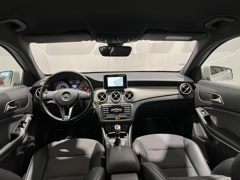 Photo 6 de l'offre de MERCEDES-BENZ CLASSE GLA 200 CDI Inspiration à 15490€ chez VL Auto