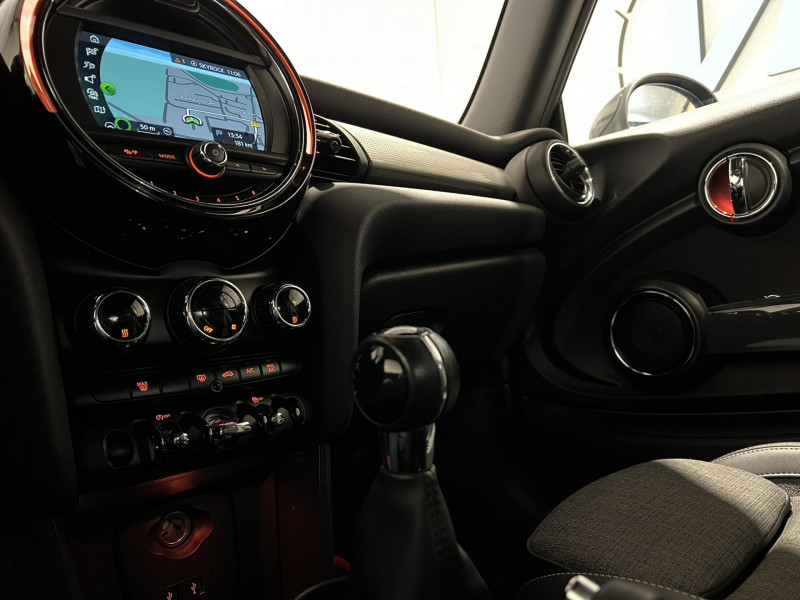 Photo 11 de l'offre de MINI MINI 3 Portes Cooper 136 ch Chili à 14990€ chez VL Auto