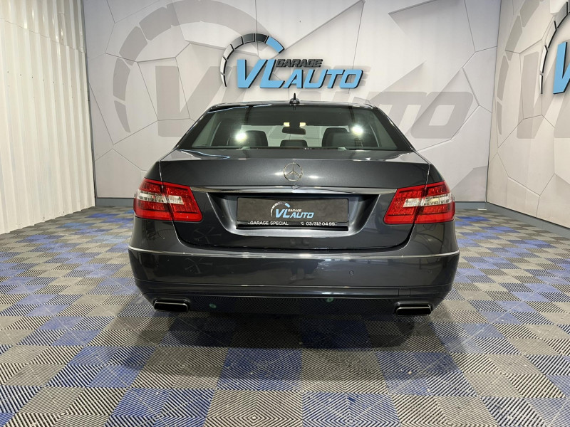 Photo 4 de l'offre de MERCEDES-BENZ CLASSE E 200 BlueEfficiency Avantgarde Executive BVA à 14990€ chez VL Auto