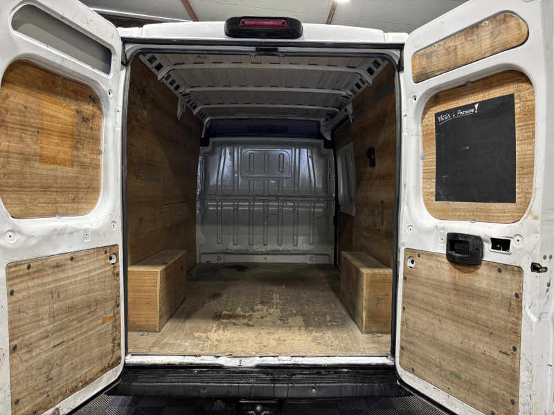 Photo 12 de l'offre de FIAT DUCATO TOLE 3.3 M H2 2.3 MJT 130 PACK PRO NAV à 15990€ chez VL Auto