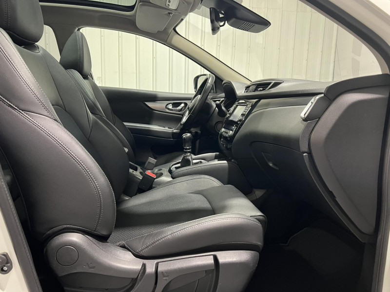 Photo 11 de l'offre de NISSAN QASHQAI 1.6 dCi 130 Tekna à 16490€ chez VL Auto