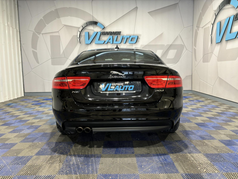 Photo 4 de l'offre de JAGUAR XE  2.0 D - 180 - BVA R-Sport  à 17990€ chez VL Auto