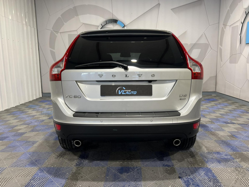 Photo 4 de l'offre de VOLVO XC60  D3 AWD Summum à 17490€ chez VL Auto